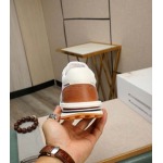 2025年4月11日入荷新品Thom Browneカジュアルシューズ/スニーカー｜メンズ革靴本革製ギフト/誕生日/TL工場