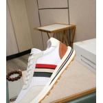 2025年4月11日入荷新品Thom Browneカジュアルシューズ/スニーカー｜メンズ革靴本革製ギフト/誕生日/TL工場