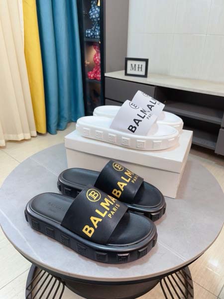 2025年4月11日入荷新品Balenciagaカジュアルシ...