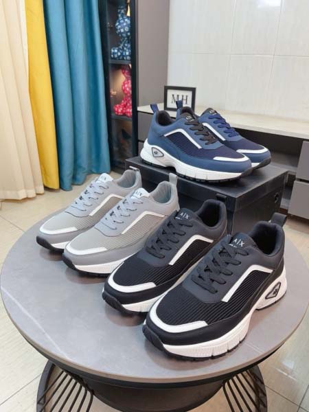 2025年4月11日入荷新品Balenciagaカジュアルシ...