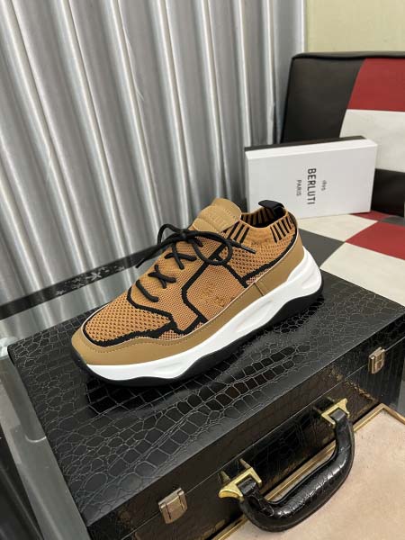 2025年4月11日入荷新品berlutiカジュアルシューズ...