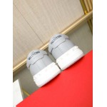 2025年4月11日入荷新品VALENTINOカジュアルシューズ/スニーカー｜メンズ革靴本革製ギフト/誕生日/TL工場