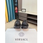 2025年4月11日入荷新品VERSACEカジュアルシューズ/スニーカー｜メンズ革靴本革製ギフト/誕生日/TL工場