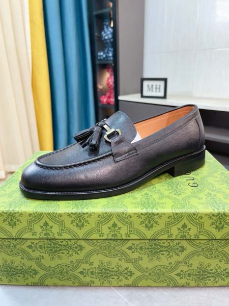 2025年4月11日入荷新品GUCCIカジュアルシューズ/ス...