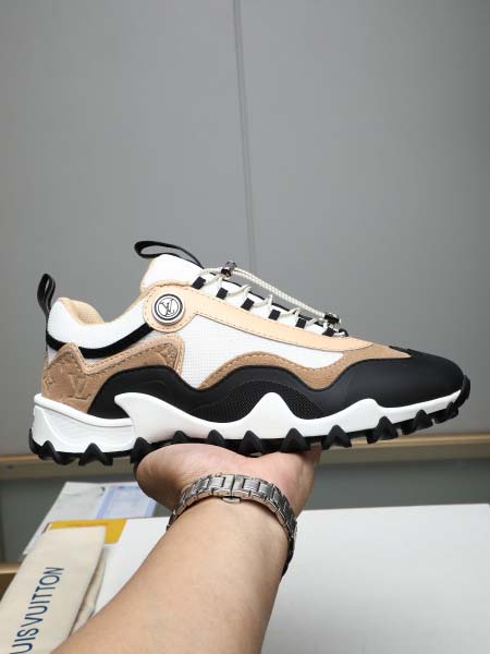 2025年4月11日入荷新品Louis Vuittonカジュ...