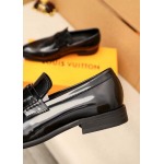 2025年4月11日入荷新品LOUIS VUITTONカジュアルシューズ/スニーカー｜メンズ革靴本革製ギフト/誕生日/TL工場