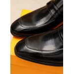 2025年4月11日入荷新品LOUIS VUITTONカジュアルシューズ/スニーカー｜メンズ革靴本革製ギフト/誕生日/TL工場