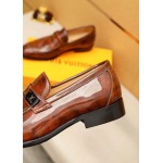 2025年4月11日入荷新品LOUIS VUITTONカジュアルシューズ/スニーカー｜メンズ革靴本革製ギフト/誕生日/TL工場