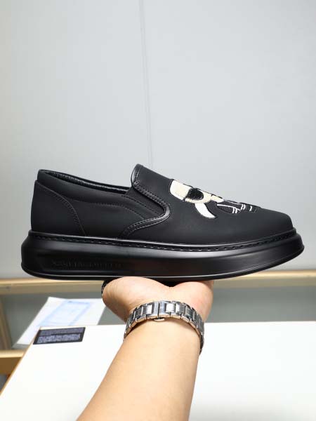 2025年4月11日入荷新品karl lagerfeldカジ...