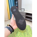 2025年4月11日入荷新品GUCCIカジュアルシューズ/スニーカー｜メンズ革靴本革製ギフト/誕生日/TL工場