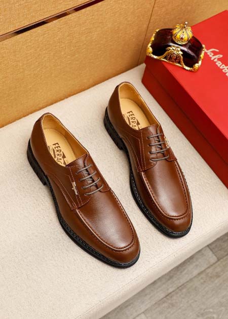 2025年4月11日入荷新品Ferragamoカジュアルシュ...