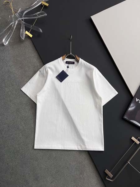 2025年4月13日入荷春夏 新作Louis Vuitton半袖 tシャツ高級なプレゼント/誕生日プレゼント/高品質/メンツ/記念品/ wenzhou工場