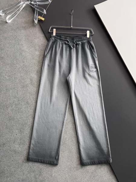 2025年4月14日入荷春夏 新作Balenciagaスラッ...