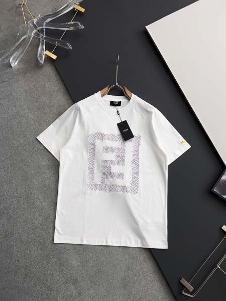 2025年4月14日入荷春夏 新作Fendi半袖 tシャツ高...