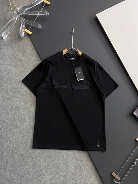 2025年4月14日入荷春夏 新作Fendi半袖 tシャツ高...