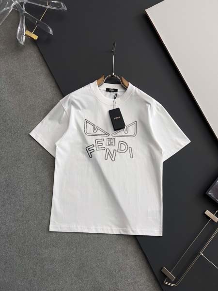 2025年4月14日入荷春夏 新作Fendi半袖 tシャツ高...
