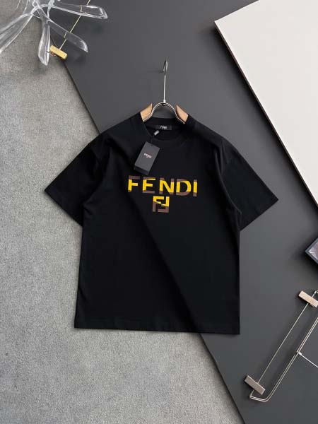 2025年4月14日入荷春夏 新作Fendi半袖 tシャツ高...