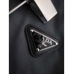 2025年4月14日入荷春夏 新作Pradaズボン/スウェットパンツ高級なプレゼント/誕生日プレゼント/高品質/メンツ/記念品/ wenzhou工場