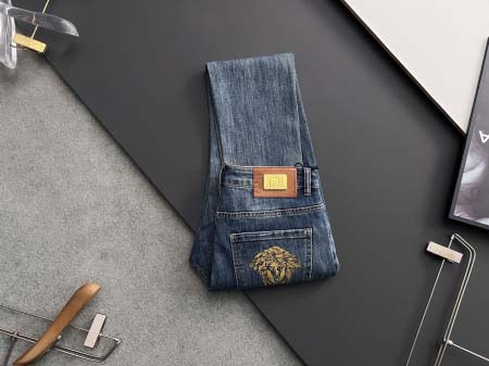 2025年4月15日入荷春夏 新作Versaceジーパン高級...