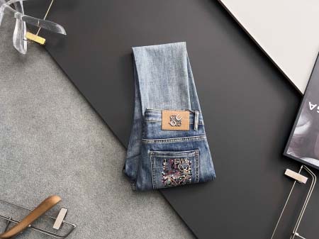 2025年4月15日入荷春夏 新作Loeweジーパン高級なプ...