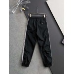 2025年4月15日入荷春夏 新作Prada 上下高級なプレゼント/誕生日プレゼント/高品質/メンツ/記念品/ wenzhou工場