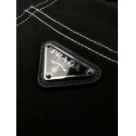 2025年4月17日入荷春夏新作 高級品原版復刻Prada半ズボンMOMO工場