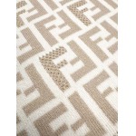 2025年4月17日入荷春夏新作 高級品原版復刻Fendiニットの半袖MOMO工場