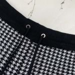 2025年4月9日入荷新作Fendi半ズボン 超厳選★誕生日プレゼント/結婚祝い/内祝い/贈り物/YI+YI工場M-XXL