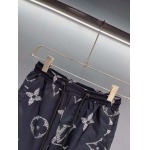 2025年4月18日入荷新作Louis Vuitton半ズボン/ビーチパンツ/YI+YI工場M-3XL