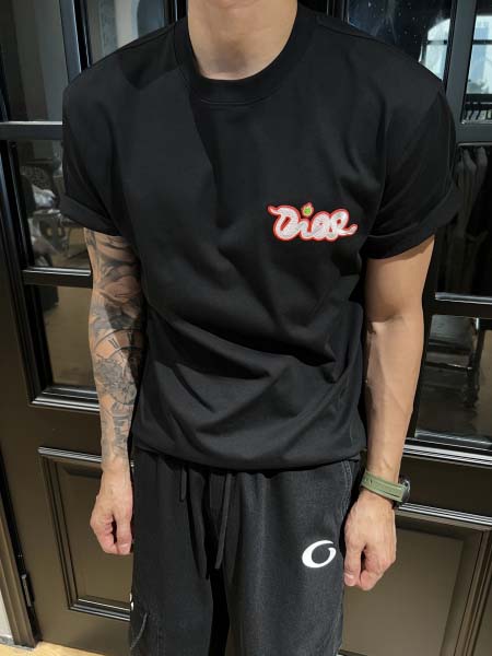 2025年4月19日入荷新作Dior半袖Tシャツ 超厳選★誕...