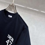 2025年4月19日入荷新作Dior半袖Tシャツ 超厳選★誕生日プレゼント/結婚祝い/内祝い/贈り物/YI+YI工場S-XXL