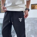 2025年4月19日入荷新作PRADAスウェットパンツ  超厳選★誕生日プレゼント/結婚祝い/内祝い/贈り物/YI+YI工場S-XL