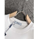 2025年4月19日入荷新作Prada半袖Tシャツ 超厳選★誕生日プレゼント/結婚祝い/内祝い/贈り物/YI+YI工場S-XXL