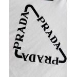 2025年4月19日入荷新作Prada半袖Tシャツ 超厳選★誕生日プレゼント/結婚祝い/内祝い/贈り物/YI+YI工場S-XXL