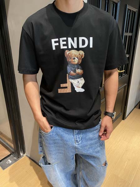 2025年4月19日入荷新作FENDI半袖Tシャツ 超厳選★...