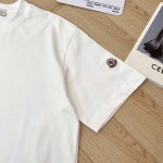 2025年4月19日入荷新作Moncler半袖Tシャツ 超厳選★誕生日プレゼント/結婚祝い/内祝い/贈り物/YI+YI工場S~XL