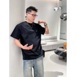 2025年4月19日入荷新作Prada半袖Tシャツ 超厳選★誕生日プレゼント/結婚祝い/内祝い/贈り物/YI+YI工場S-XXL