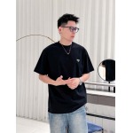 2025年4月19日入荷新作Prada半袖Tシャツ 超厳選★誕生日プレゼント/結婚祝い/内祝い/贈り物/YI+YI工場S-XXL