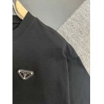 2025年4月19日入荷新作Prada半袖Tシャツ 超厳選★誕生日プレゼント/結婚祝い/内祝い/贈り物/YI+YI工場S-XXL