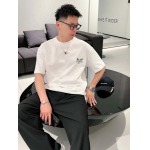 2025年4月19日入荷新作FENDI半袖Tシャツ 超厳選★誕生日プレゼント/結婚祝い/内祝い/贈り物/YI+YI工場S-XXL