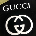 2025年4月19日入荷新作Gucci半袖Tシャツ 超厳選★誕生日プレゼント/結婚祝い/内祝い/贈り物/YI+YI工場M~3XL
