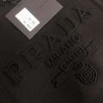 2025年4月20日入荷新作Prada半袖Tシャツ 超厳選★誕生日プレゼント/結婚祝い/内祝い/贈り物/YI+YI工場S-XL