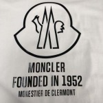 2025年4月20日入荷新作Moncler半袖Tシャツ 超厳選★誕生日プレゼント/結婚祝い/内祝い/贈り物/YI+YI工場S-XL