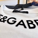 2025年4月20日入荷新作DG半袖Tシャツ 超厳選★誕生日プレゼント/結婚祝い/内祝い/贈り物/YI+YI工場S~XL