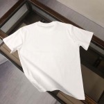 2025年4月20日入荷新作FENDI半袖Tシャツ 超厳選★誕生日プレゼント/結婚祝い/内祝い/贈り物/YI+YI工場S～XL