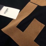 2025年4月20日入荷新作Fendi半袖Tシャツ 超厳選★誕生日プレゼント/結婚祝い/内祝い/贈り物/YI+YI工場S-XL