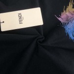 2025年4月20日入荷新作Fendi半袖Tシャツ 超厳選★誕生日プレゼント/結婚祝い/内祝い/贈り物/YI+YI工場S-XL