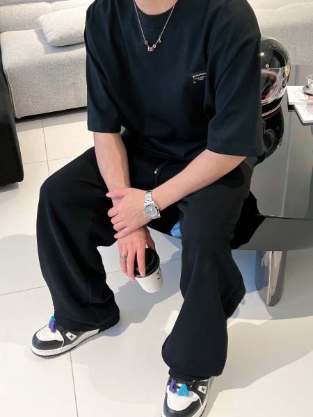 2025年4月21日入荷新作D&G半袖 Tシャツ★誕生日プレ...