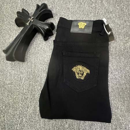 2025年4月21日入荷春夏新作Versaceジーパン★誕生...