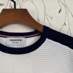 2025年4月21日入荷新作Thom Browneニット半袖 Tシャツ★誕生日プレゼント/結婚祝い/内祝い/贈り物/YI+YI工場M-3XL